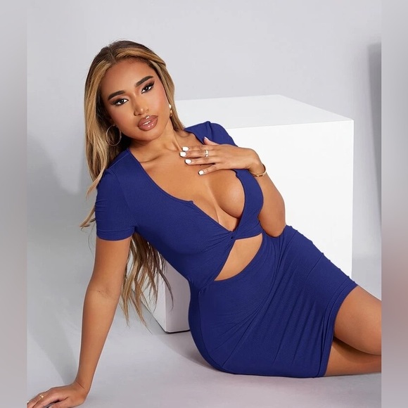 She’s a 10 dress - Picture 4 of 4